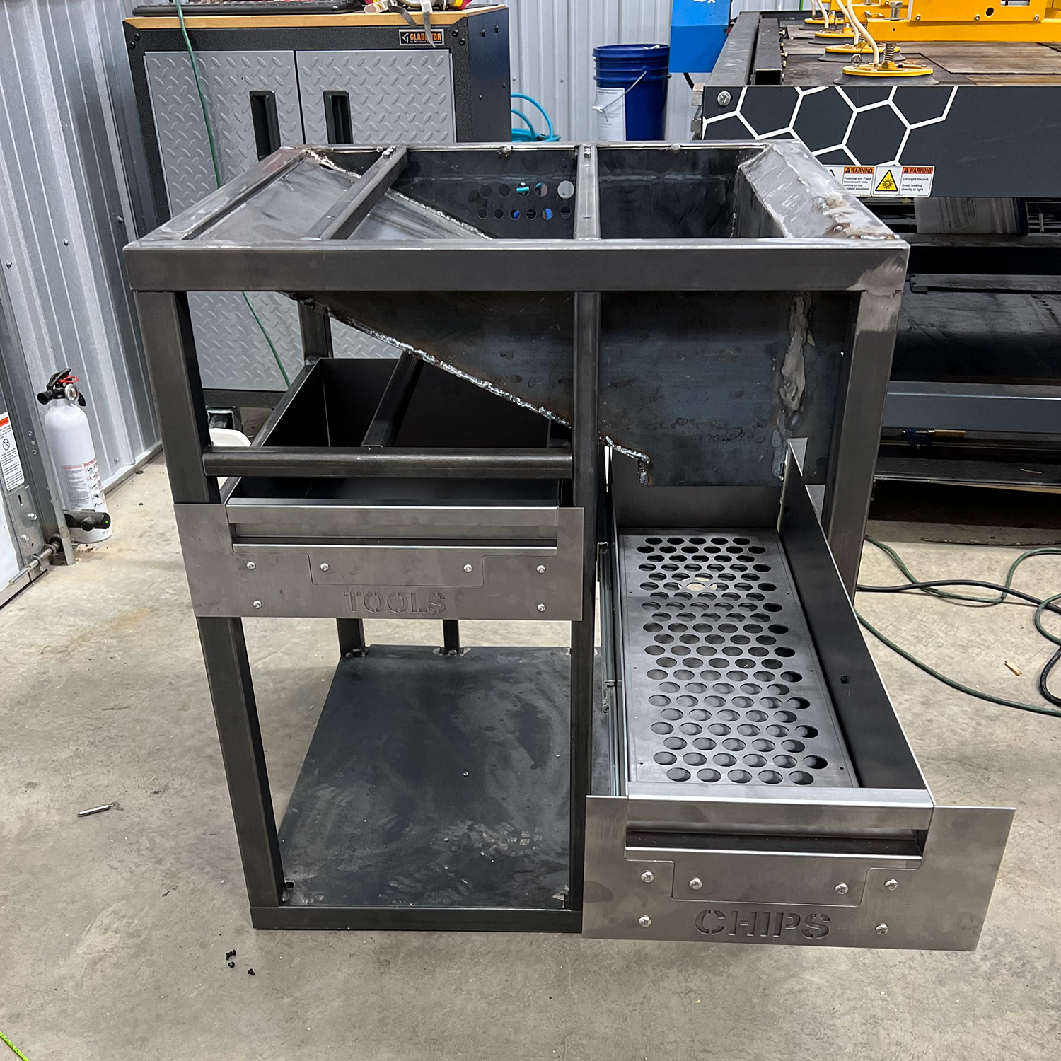 Installing chip drawer into custom DMC2 Mini stand